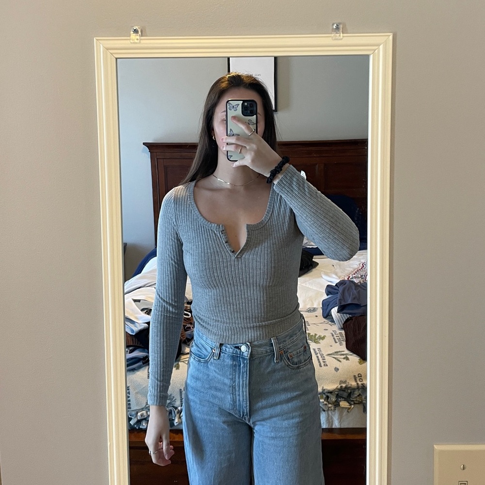 Wild Fable Gray Ribbed Button-Front Top - Picture 4 of 5